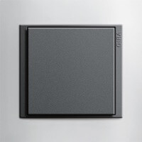 Gira Event Opaque. Цвет рамки: Белый; Цвет вставки и клавиши: Антрацит