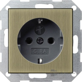 Розетка
ClassiX,  ClassiX Art,  со шторками,  с заземлением,  одинарная,  безвинтовые клеммы,   цвет - бронзовый,  металл,  0453603,  0453 603,  Gira
 - PULSAL.RU