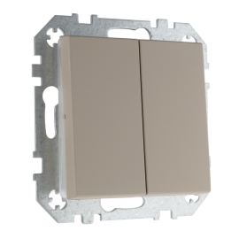 Кнопка Н.О.
Epsilon,  Retro Liregus,  двухклавишный,   цвет - кремовый матовый,  пластмасса,  IIJ5.10-203-01.R/ONC,  LIREGUS
 - PULSAL.RU