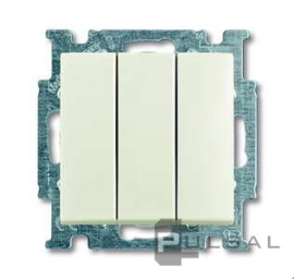 Выключатель
Basic 55,  трехклавишный,  без подсветки,   цвет - белый chalet,  пластмасса,  106/3/1 UC-96-507,  2CKA001012A2183,  ABB
 - PULSAL.RU