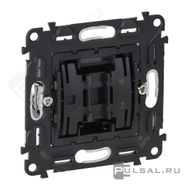 Выключатель 16А
Valena Life,  Valena Allure,  одноклавишный,  без подсветки,  752002,  7 520 02,  Legrand
 - PULSAL.RU